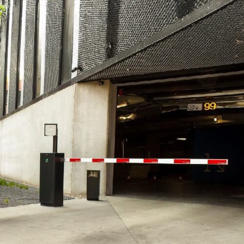 D-Barrier gates